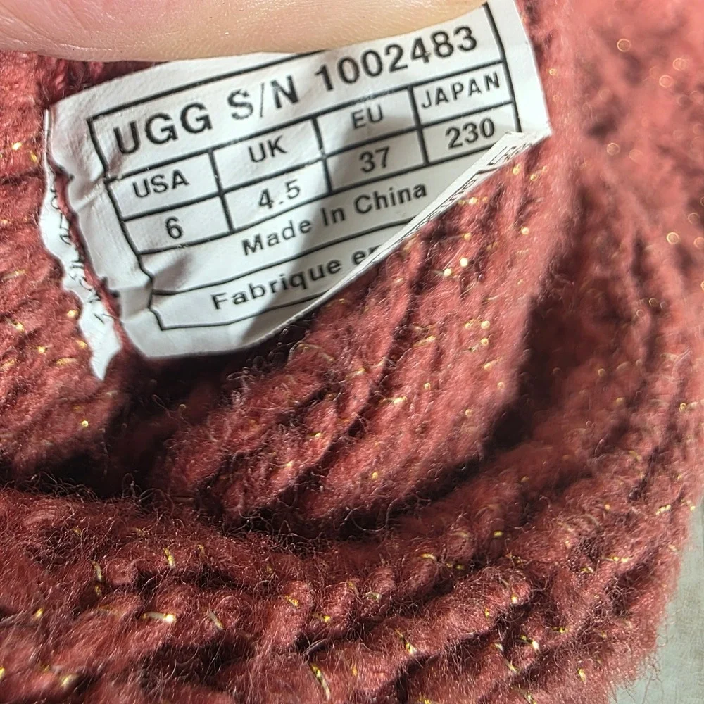 UGG Australia‎ Knit Tall Boots Rose Gold Metallic Buttons Womens Size 6